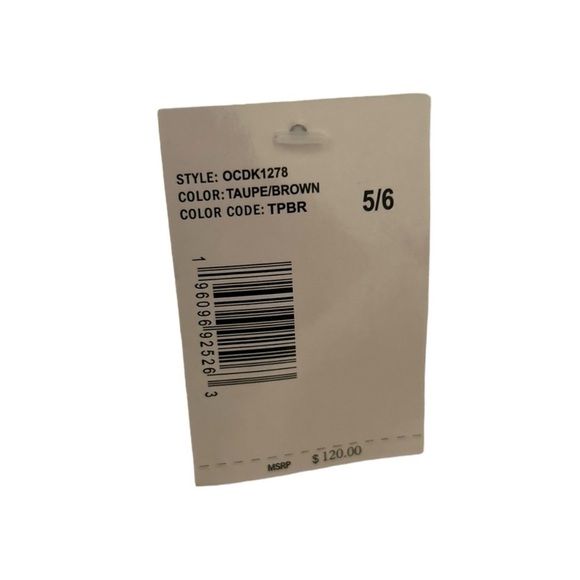 DKNY Kids 5/6 Winter Puffer Coat NWT - Picture 5 of 7